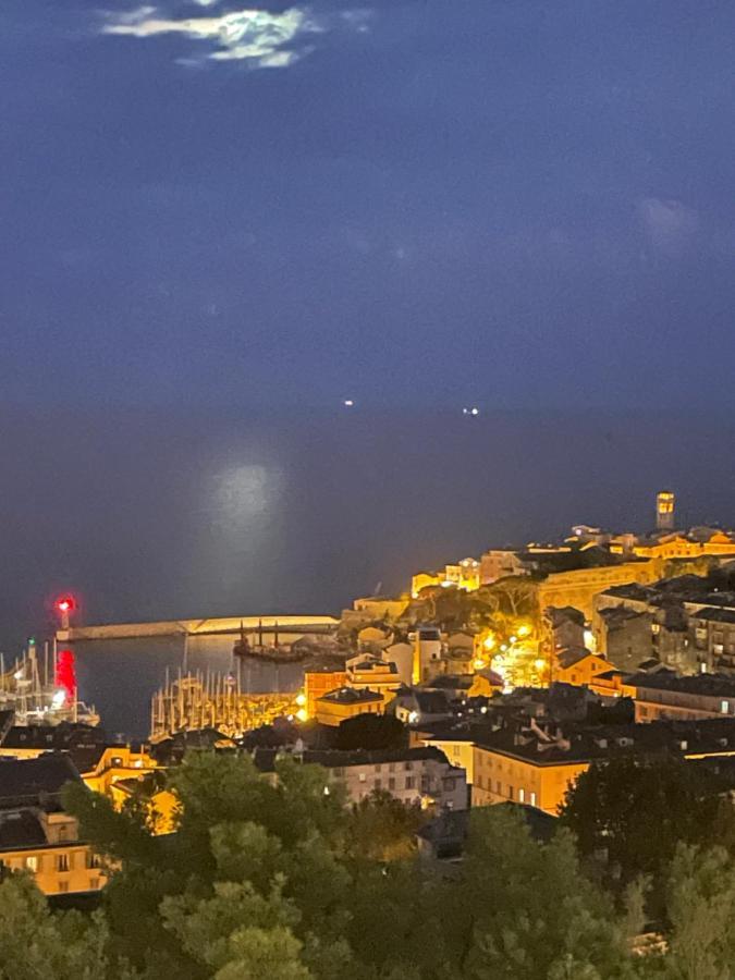 F3 Gd Standing 87 M2 Extraordinaire Vue Mer Pano Bastia  Extérieur photo